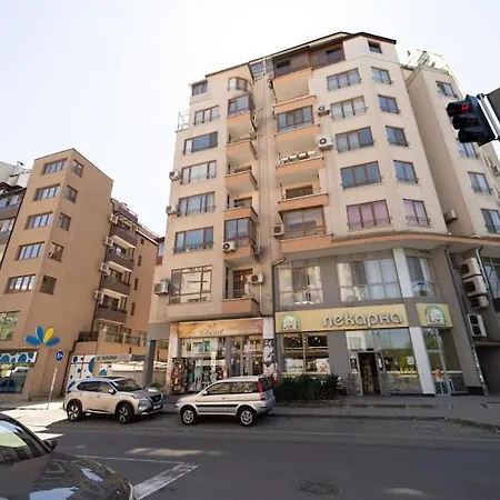 Apartment за гости уют *